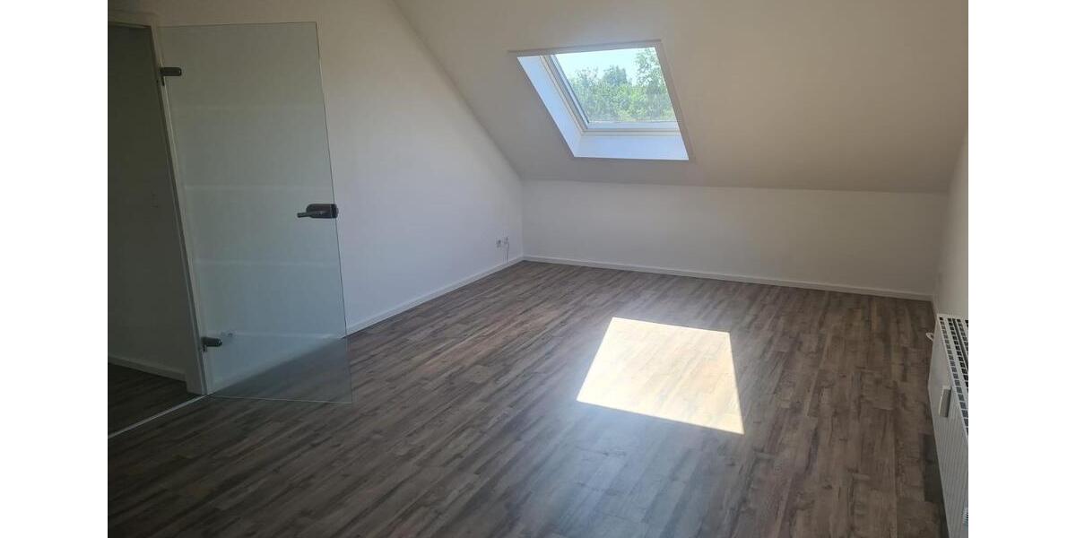 Dachgeschoßwohnung Wolfsburg Ehmen - 2 Zimmer, 68 m&sup2;, 630&euro; | Angebot:25855664