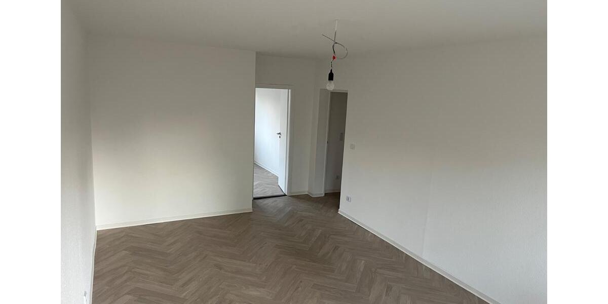 Erdgeschoßwohnung Weißenfels - 3 Zimmer, 61 m&sup2;, 390&euro; | Angebot:25280757