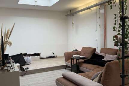 Wohnung Karlsruhe Innenstadt-West - 3 Zimmer, 129 m&sup2;, 1.450&euro; | Angebot:23876840