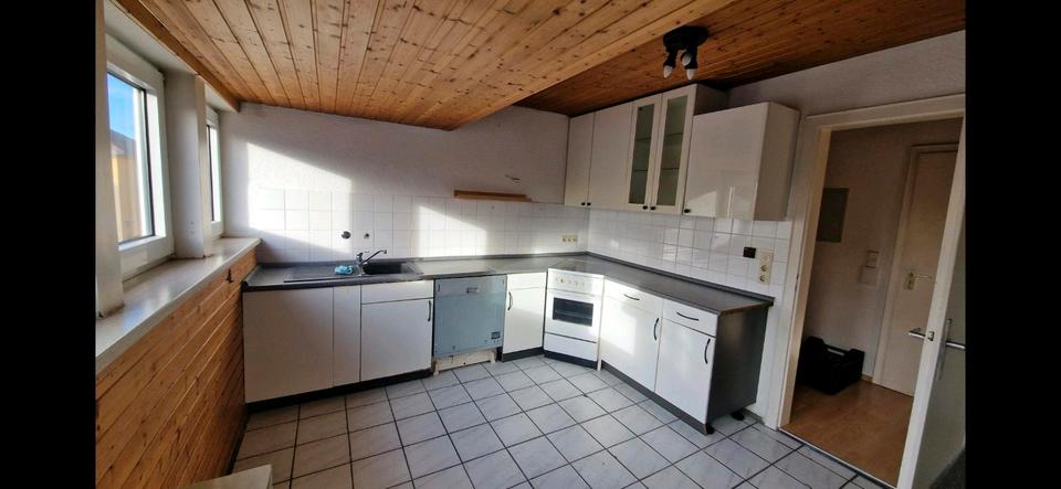 Dachgeschoßwohnung Karlsruhe Durlach - 2.5 Zimmer, 79 m&sup2;, 985&euro; | Angebot:26625619