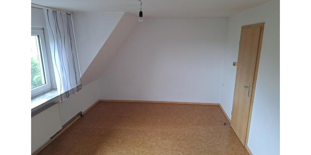 Etagenwohnung Bestwig - 1 Zimmer, 26 m&sup2;, 250&euro; | Angebot:25173292
