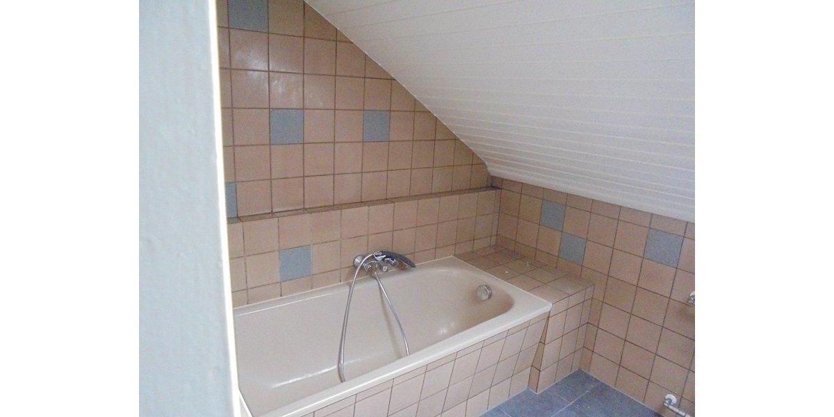 Dachgeschoßwohnung Würselen - 1 Zimmer, 44 m&sup2;, 420&euro; | Angebot:26095933