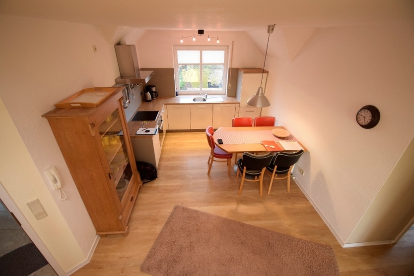 Blick zur Finkenburg Liebevoll gestaltete Maisonette-Wohnung im DG +Balkon+Einbauküche+Stellplatz