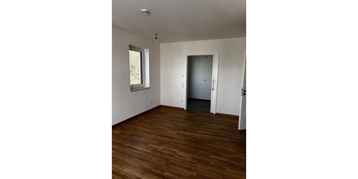 Etagenwohnung Abensberg - 2 Zimmer, 60 m&sup2;, 875&euro; | Angebot:22942813