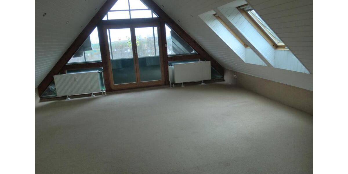 Dachgeschoßwohnung Kastellaun - 3.5 Zimmer, 90 m&sup2;, 660&euro; | Angebot:26144552