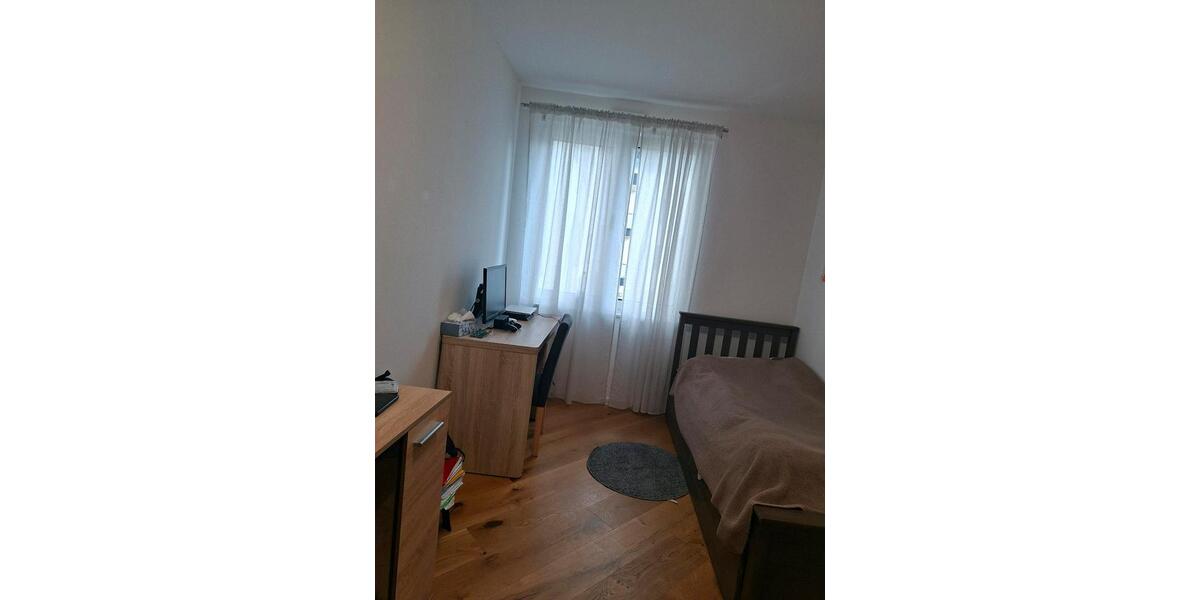 Etagenwohnung Bad Homburg vor der Höhe Berliner Siedlung/Gartenfeld - 3 Zimmer, 85 m&sup2;, 1.750&euro; | Angebot:25098056