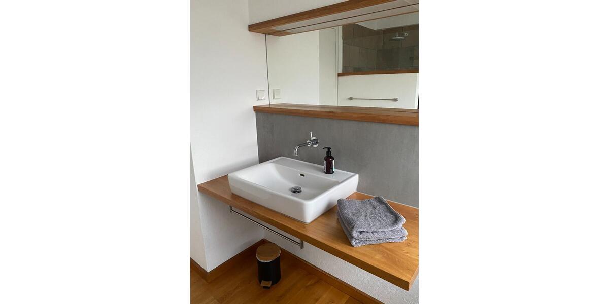 Dachgeschoßwohnung Aschaffenburg Damm - 1 Zimmer, 33 m&sup2;, 820&euro; | Angebot:24361577