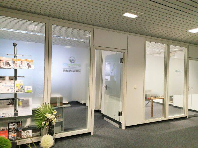Büroraum Arbeitsplätze im Coworking Space am Jahnplatz von Bielefeld - All-in-Miete