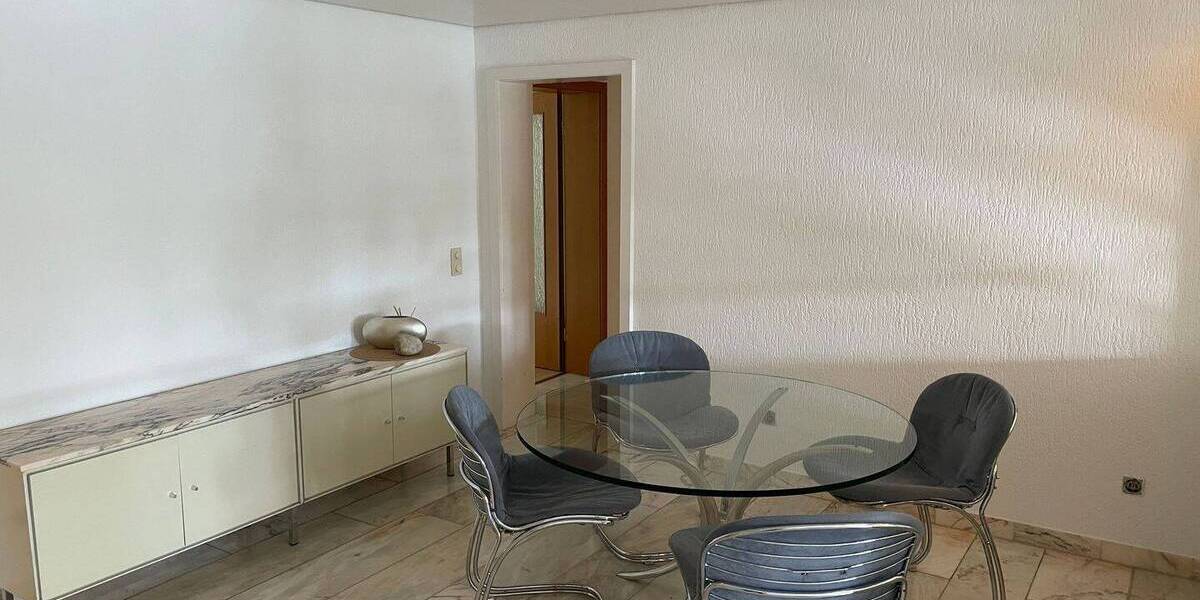 Etagenwohnung Saarbrücken St Johann - 4 Zimmer, 141 m&sup2;, 1.550&euro; | Angebot:25701499