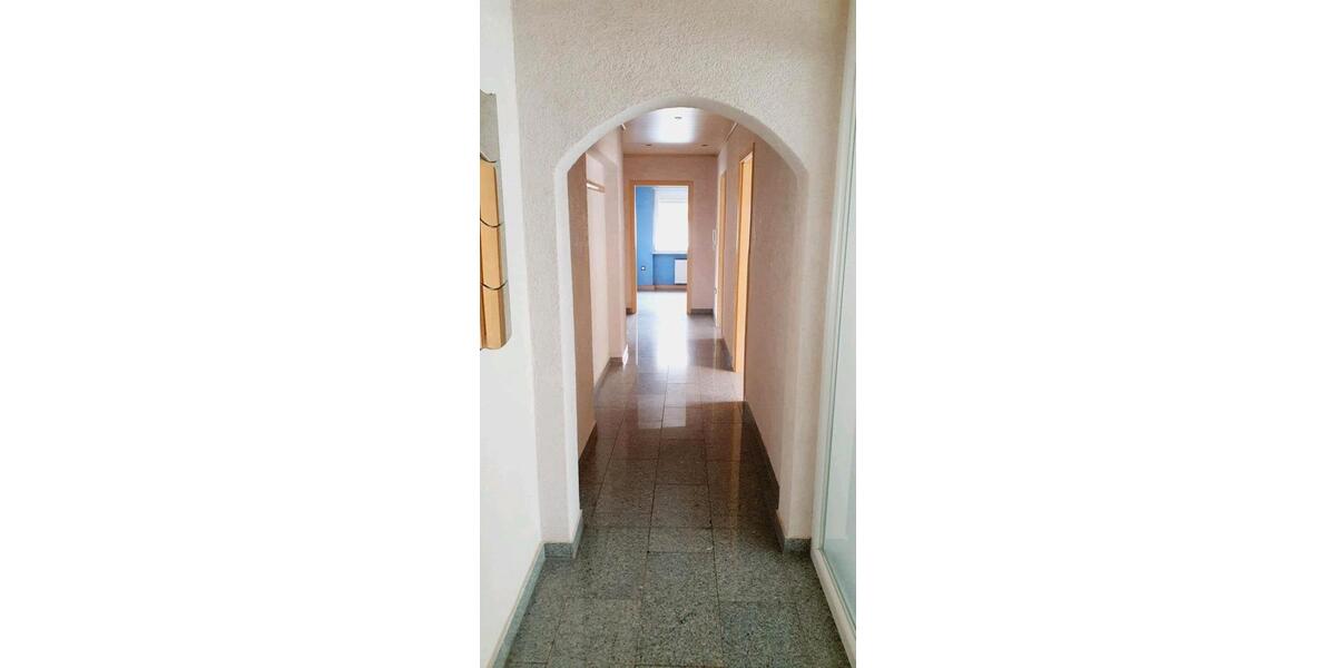 Etagenwohnung Ramstein-Miesenbach Miesenbach - 5 Zimmer, 190 m&sup2;, 1.350&euro; | Angebot:26597787