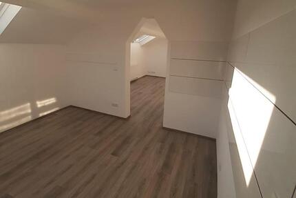 Renovierte Wohnung im 2. Obergeschoss 2 zimmer