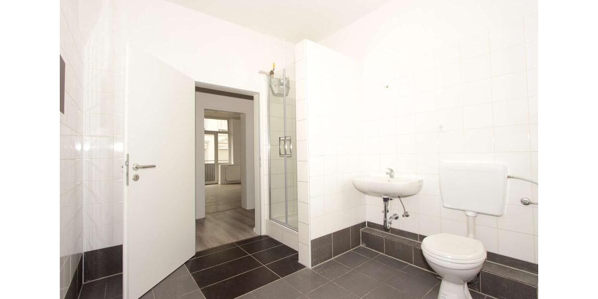 Etagenwohnung Wilhelmshaven - 4 Zimmer, 88 m&sup2;, 650&euro; | Angebot:25886881