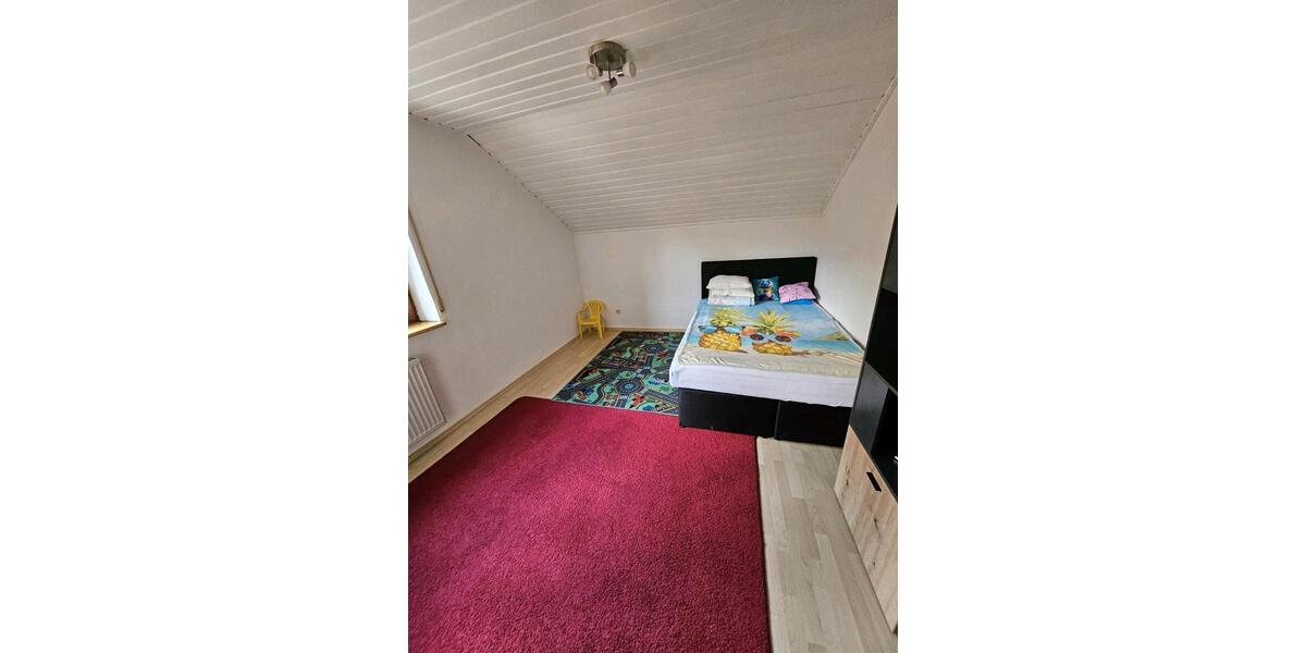 Dachgeschoßwohnung Deggendorf - 3 Zimmer, 65 m&sup2;, 750&euro; | Angebot:26635416