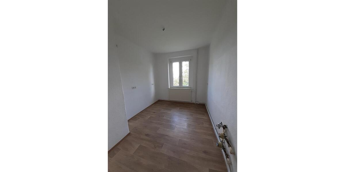 Etagenwohnung Brüssow - 2 Zimmer, 54 m&sup2;, 400&euro; | Angebot:25649869