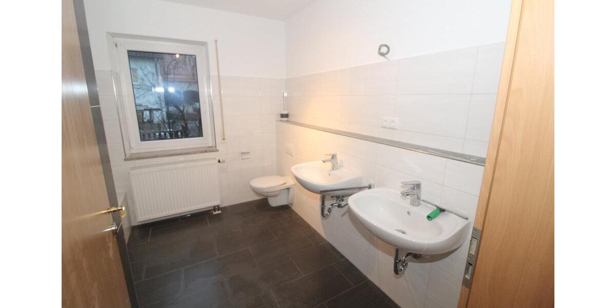 Erdgeschoßwohnung Treuchtlingen - 3 Zimmer, 81 m&sup2;, 810&euro; | Angebot:24584841
