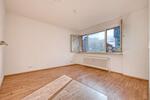 Helle 3-Zimmer-Wohnung mit großer Süd-Loggia in der Bremer Neustadt
