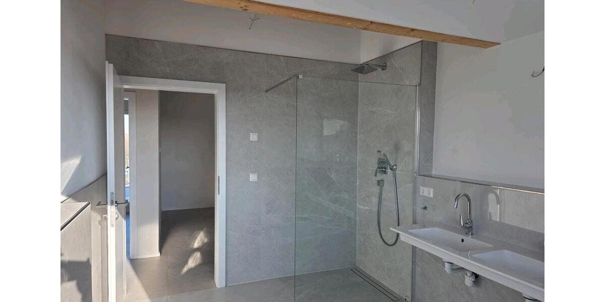Wohnen auf Zeit Kornwestheim - 5 Zimmer, 12 m&sup2;, 550&euro; | Angebot:25943600