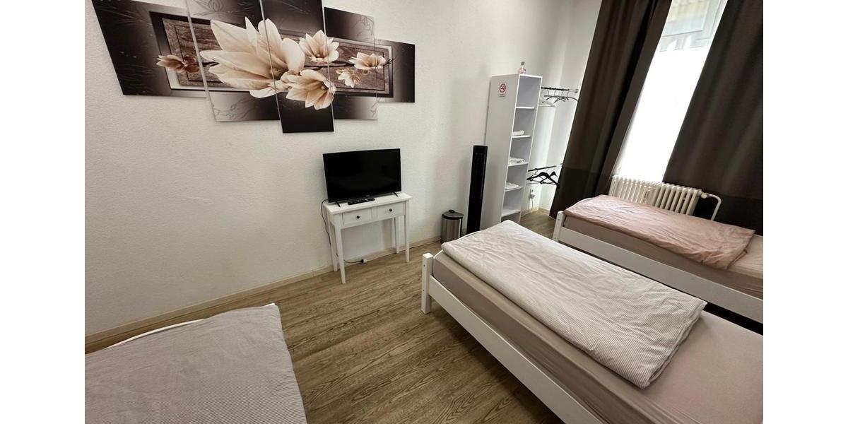 Wohnen auf Zeit Untereisesheim - 1 Zimmer, 18 m&sup2;, 975&euro; | Angebot:26213601