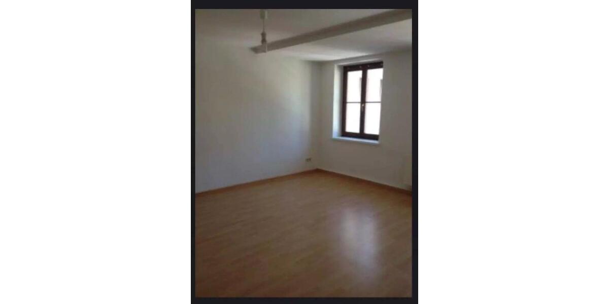 Maisonettenwohnung Löbau - 3 Zimmer, 69 m&sup2;, 475&euro; | Angebot:25080174