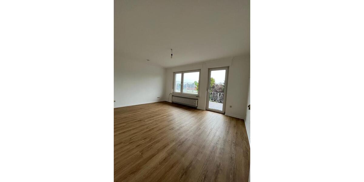 Etagenwohnung Gronau (Westfahlen) - 3 Zimmer, 92 m&sup2;, 760&euro; | Angebot:26622647
