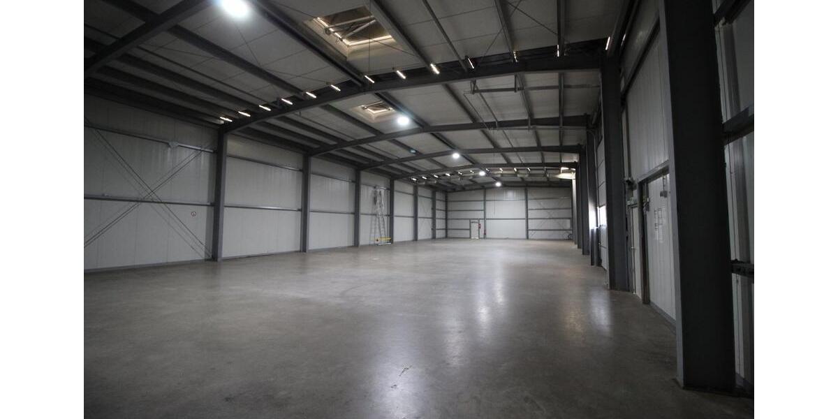 Halle, Montagehalle, Lagerhalle ,vermiete zimmer