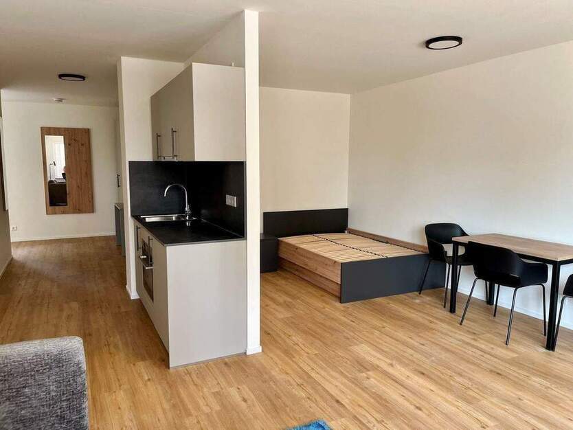 Großzügige, möblierte 1-Zimmer-Wohnung zum Erstbezug!