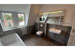 4-Zi.-Luxus-Wohnung im Dachgeschoss mit vielen Extras und PKW-Stellplätzen 4 zimmer