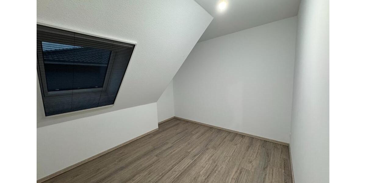 Dachgeschoßwohnung Spelle - 5 Zimmer, 72 m&sup2;, 870&euro; | Angebot:26303394