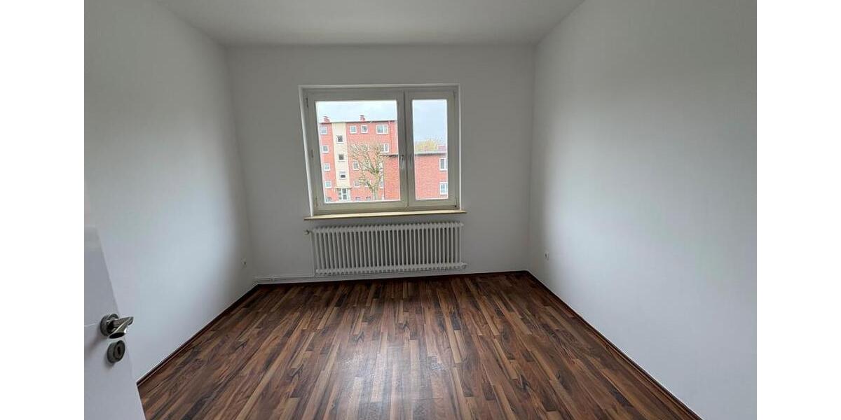 Etagenwohnung Wilhelmshaven Aldenburg - 3 Zimmer, 63 m&sup2;, 469&euro; | Angebot:26146056