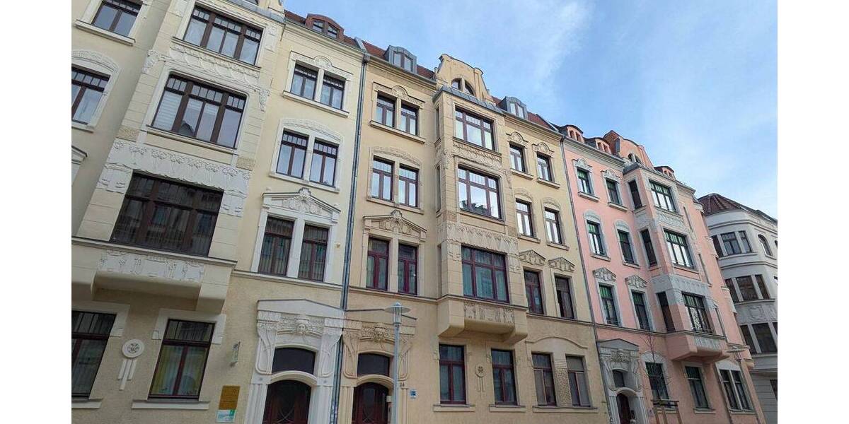 Etagenwohnung Zwickau Innenstadt - 2 Zimmer, 55 m&sup2;, 400&euro; | Angebot:26763897