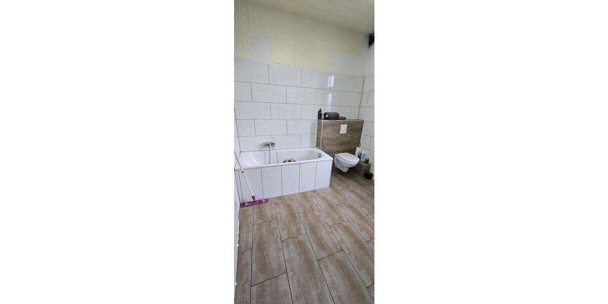 Etagenwohnung Duisburg Duisburg-Mitte - 3 Zimmer, 87 m&sup2;, 850&euro; | Angebot:26250350