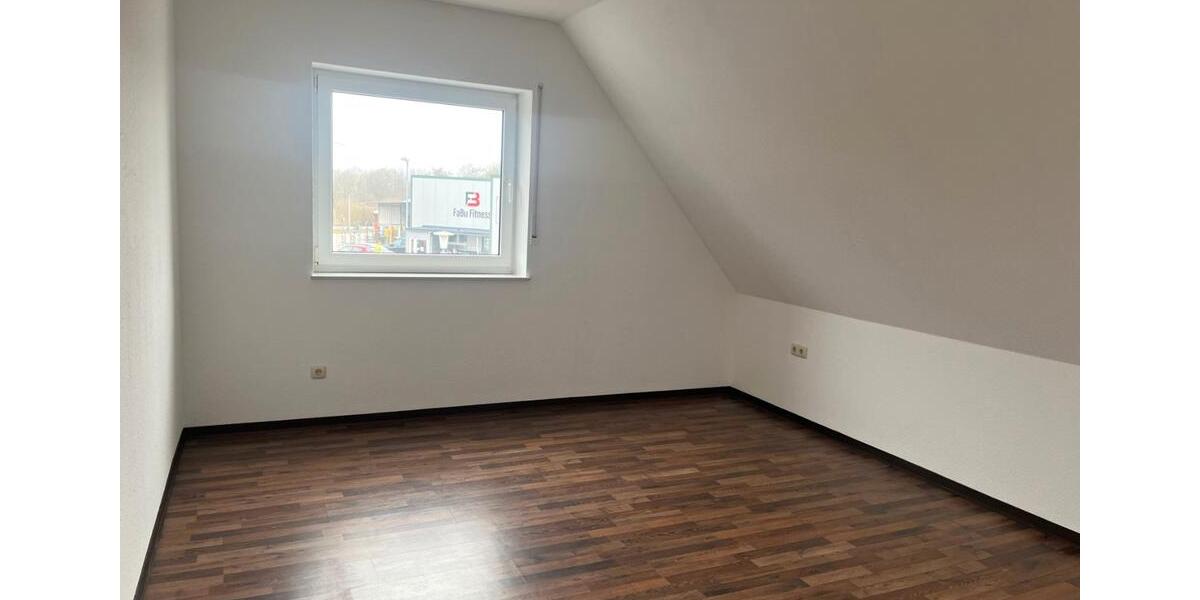 Maisonettenwohnung Esens - 4 Zimmer, 113 m&sup2;, 900&euro; | Angebot:26006642