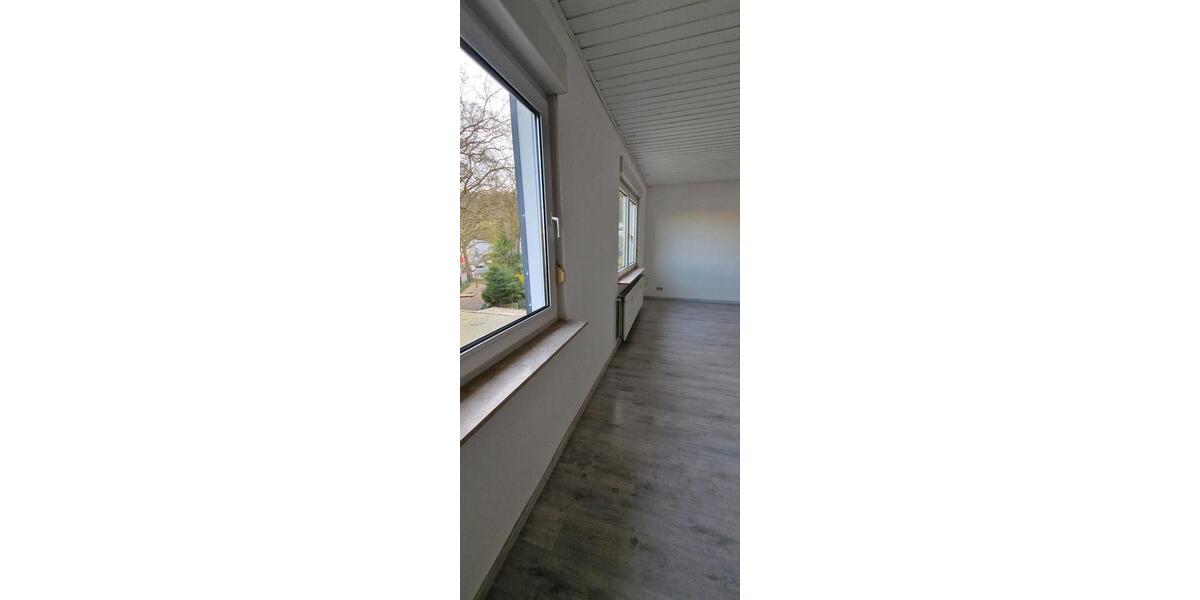 Etagenwohnung Siegen - 1 Zimmer, 72 m&sup2;, 755&euro; | Angebot:26034988