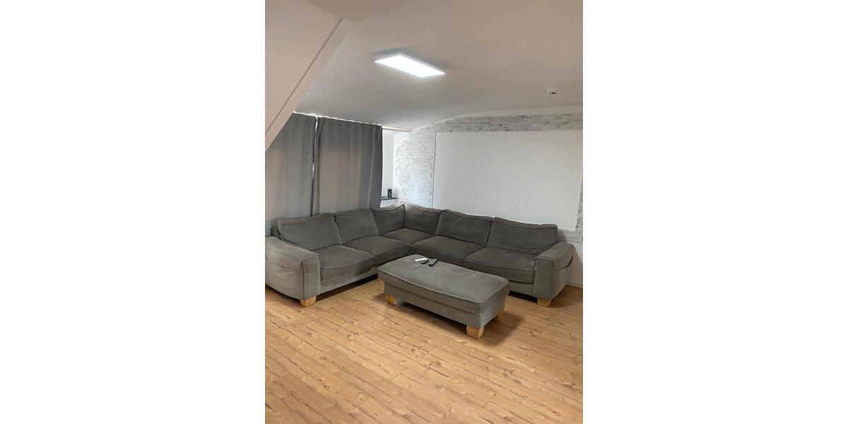 Dachgeschoßwohnung Kiel Ellerbek - 2.5 Zimmer, 68 m&sup2;, 851&euro; | Angebot:25892681