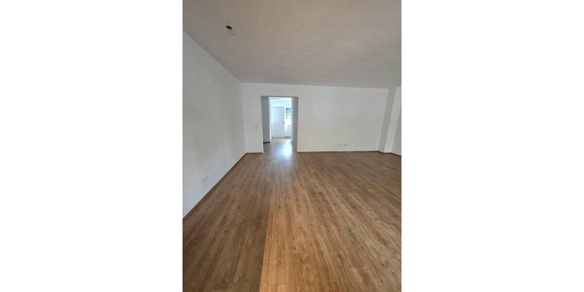 Etagenwohnung Waldshut-Tiengen Waldshut - 2 Zimmer, 69 m&sup2;, 980&euro; | Angebot:26197818