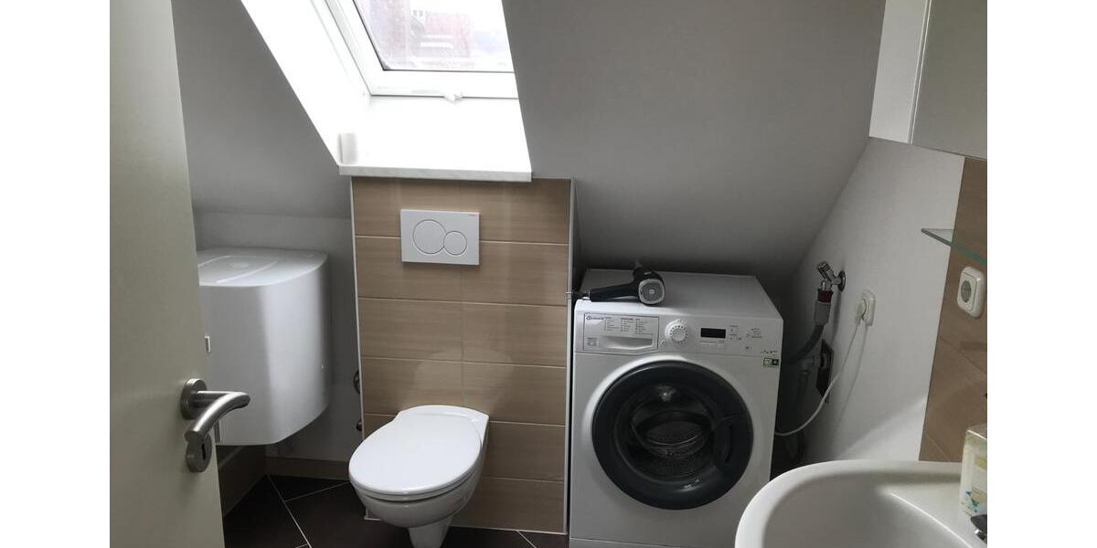 Dachgeschoßwohnung Kiel - 2 Zimmer, 55 m&sup2;, 1.220&euro; | Angebot:24712074