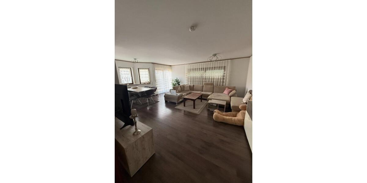 Erdgeschoßwohnung Bad Friedrichshall - 4 Zimmer, 90 m&sup2;, 1.420&euro; | Angebot:25917326