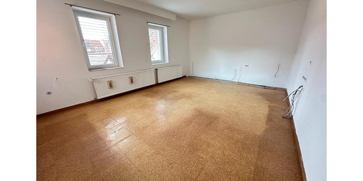 Etagenwohnung Coburg - 4 Zimmer, 140 m&sup2;, 800&euro; | Angebot:26491408