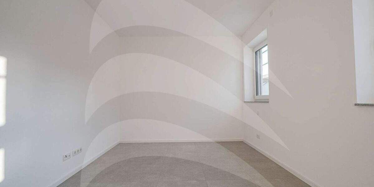 Etagenwohnung Thyrnau Zwecking - 4 Zimmer, 127 m&sup2;, 1.250&euro; | Angebot:25674881