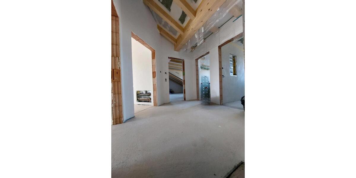 Dachgeschoßwohnung Sulzberg - 3 Zimmer, 105 m&sup2;, 1.600&euro; | Angebot:24464301