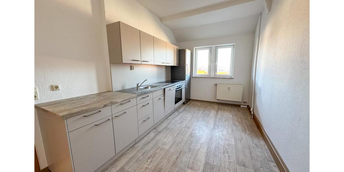 Dachgeschoßwohnung Aue-Bad Schlema Bad Schlema - 5 Zimmer, 130 m&sup2;, 800&euro; | Angebot:24847399