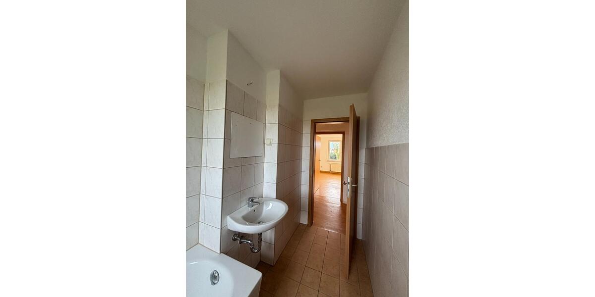 Etagenwohnung Gräfenhainichen - 3 Zimmer, 60 m&sup2;, 410&euro; | Angebot:22832037