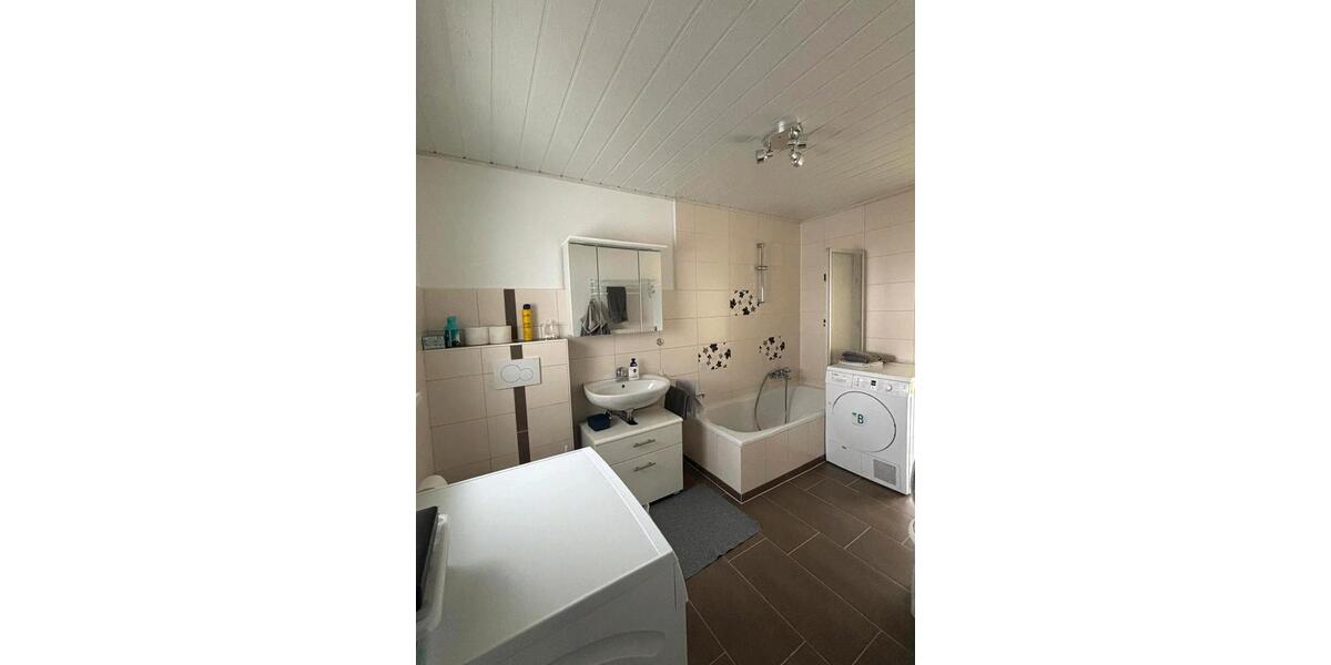 Etagenwohnung Walldürn - 3 Zimmer, 76 m&sup2;, 760&euro; | Angebot:24997034