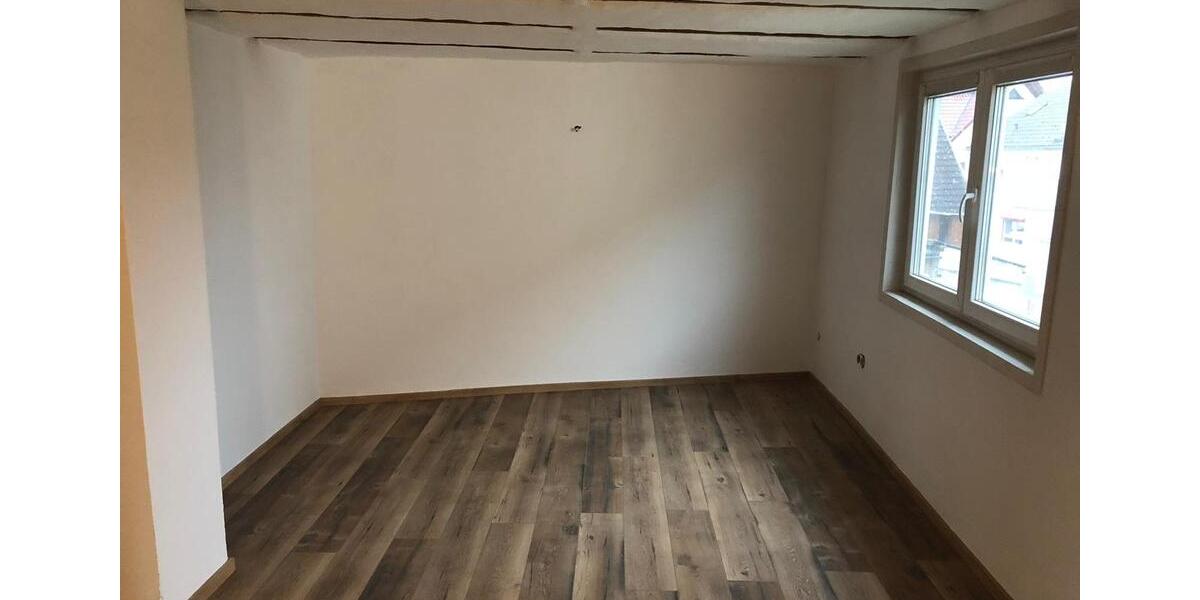 Etagenwohnung Großostheim - 3 Zimmer, 100 m&sup2;, 900&euro; | Angebot:24441894