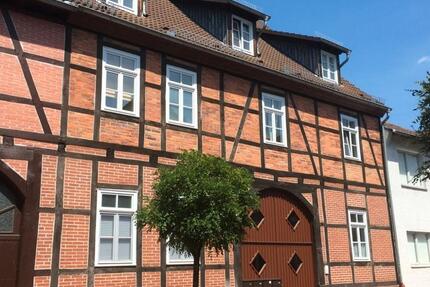 Wohnung Holzminden - 3 Zimmer, 85 m&sup2;, 350&euro; | Angebot:26545427