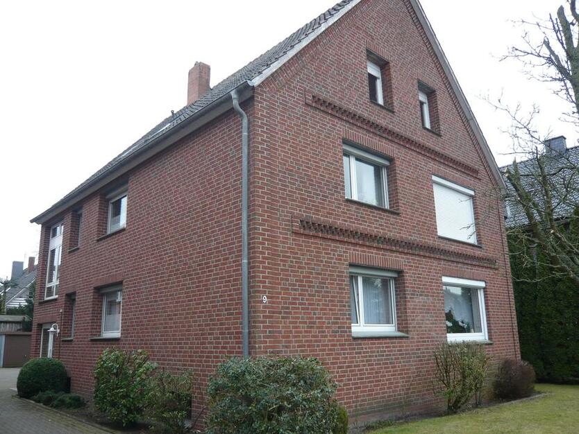 Wohnung (2 OG), 3 Zi,Kü,Bad, in 49393 Lohne