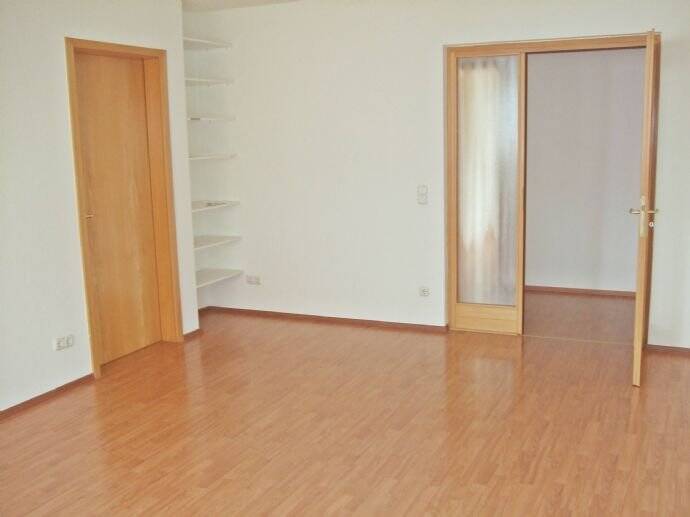 Etagenwohnung Schwerin Krebsförden - 3 Zimmer, 72 m&sup2;, 645&euro; | Angebot:24834680