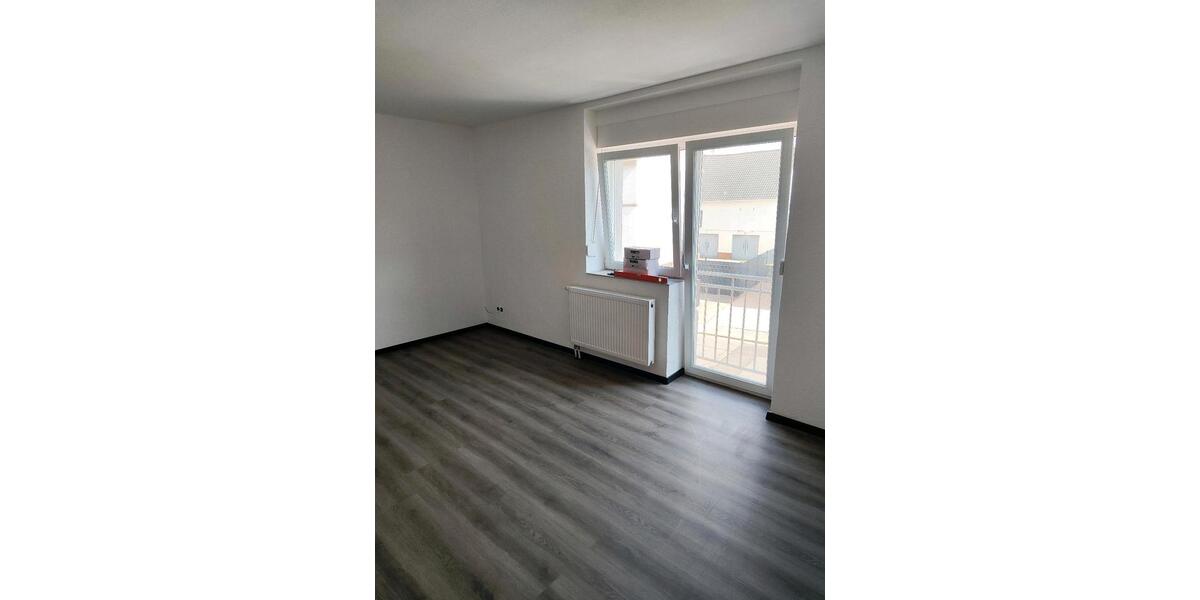 Etagenwohnung Merchweiler - 4 Zimmer, 102 m&sup2;, 875&euro; | Angebot:25883548