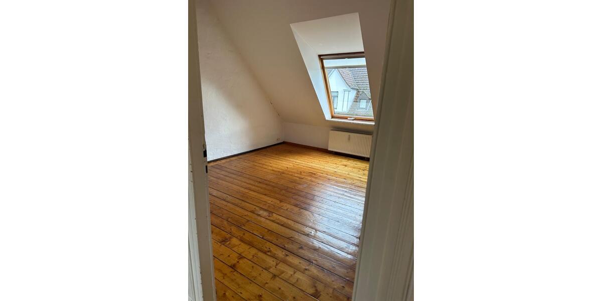 Dachgeschoßwohnung Bad Honnef - 2 Zimmer, 55 m&sup2;, 930&euro; | Angebot:26407196