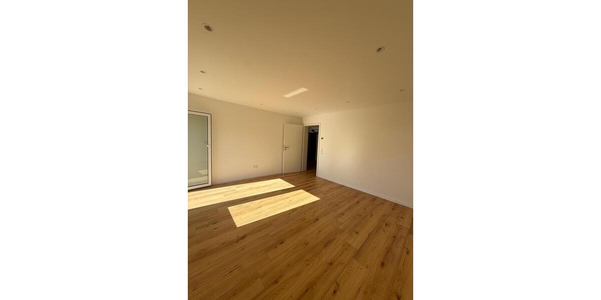 Etagenwohnung Wutöschingen - 4 Zimmer, 100 m&sup2;, 1.190&euro; | Angebot:25636807